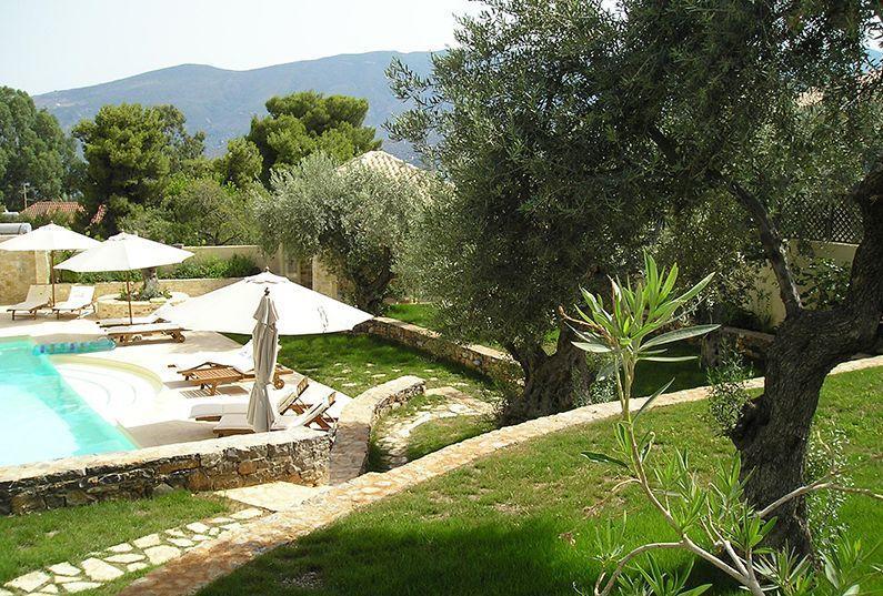 Eleonas Aparthotel Poros Town