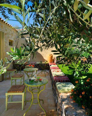 Eleonas Poros Town
